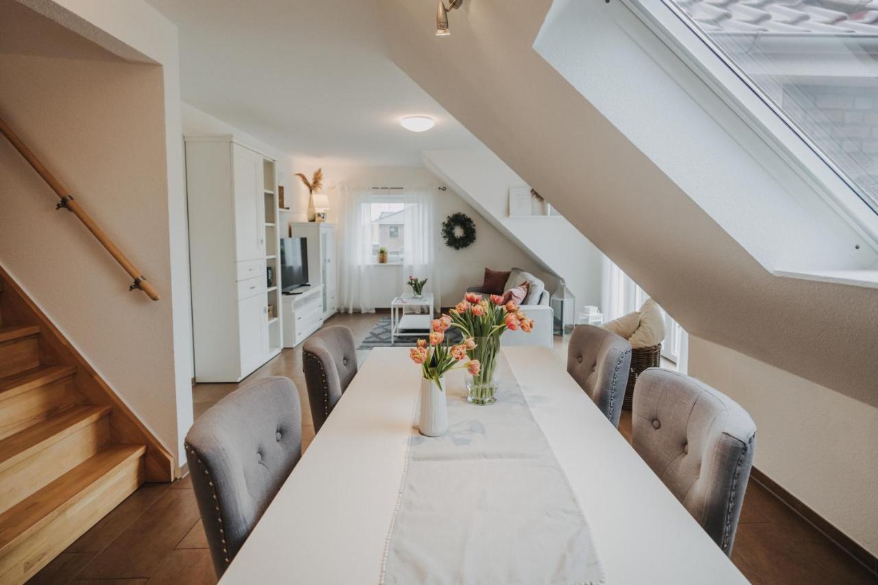 Ferienwohnung Weidenblick Varel Bagian luar foto