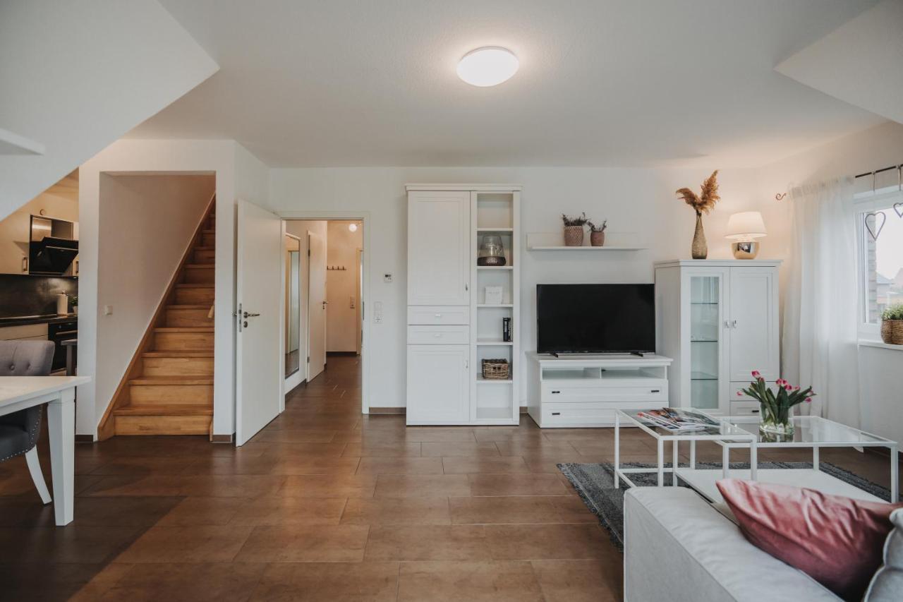 Ferienwohnung Weidenblick Varel Bagian luar foto