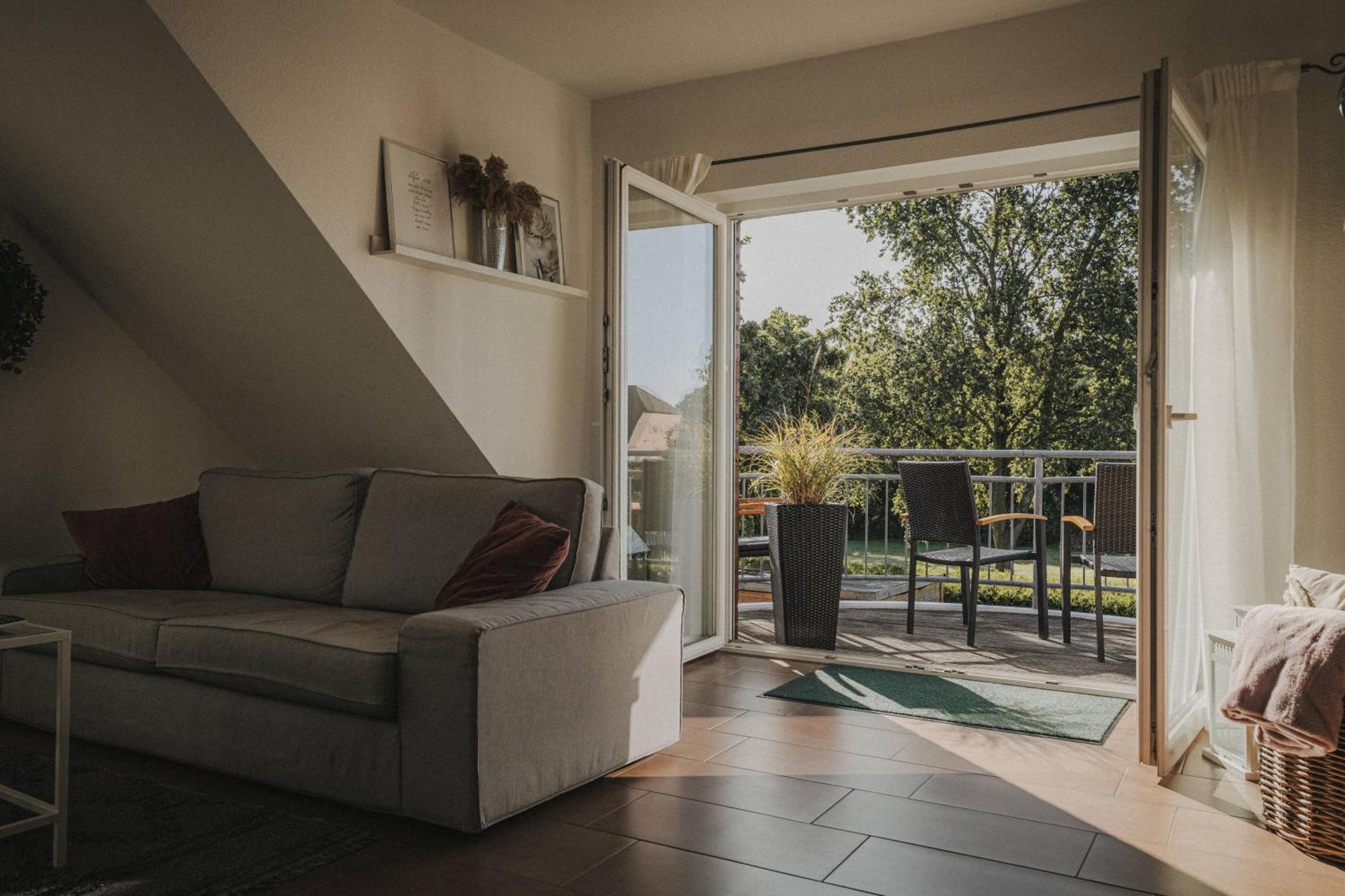 Ferienwohnung Weidenblick Varel Bagian luar foto